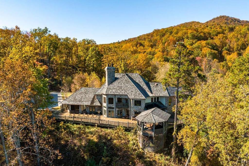 Вілла Mountain Bliss: Estate W/ Views~Firepit~Hot Tub~Gburg 5Min~3 Pools Гатлінбург Екстер'єр фото